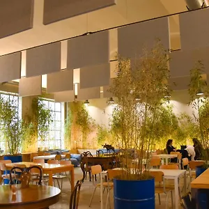 Bovisa Urban Garden ホステル